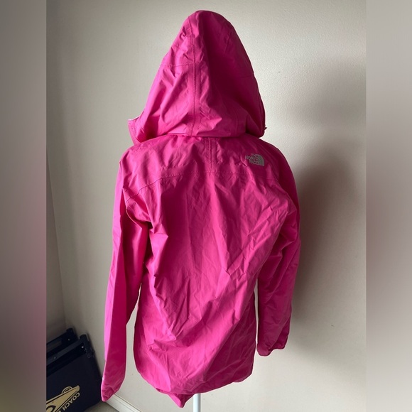 Women's Old The North Face Rain Jacket - Sz. S - Picture 3 of 6